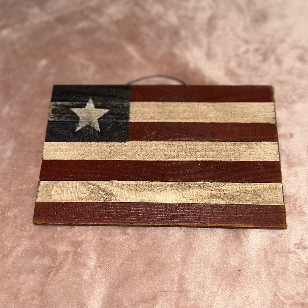 Rustic American Flag Wall Art